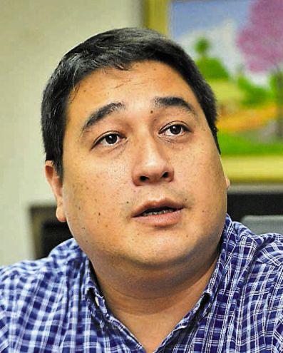 Eduardo Nakayama apunta al senado