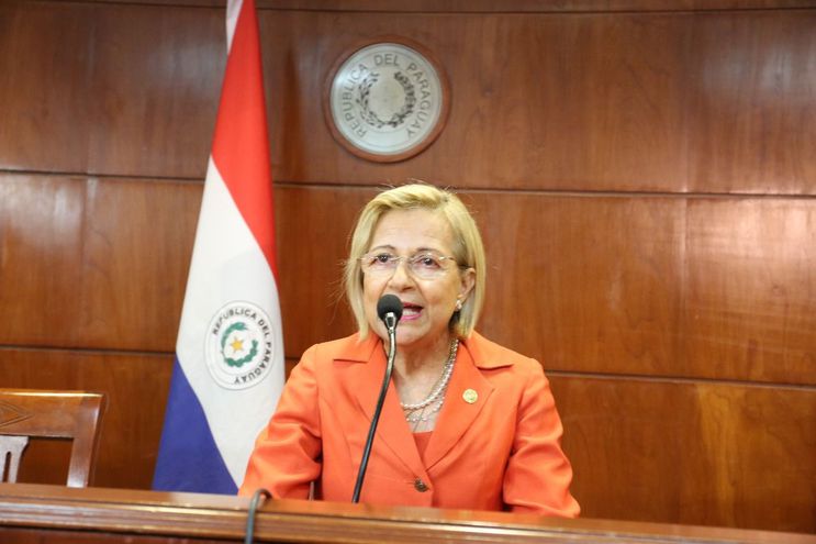 Alicia Pucheta defendió la gestión realizada por la fiscala general del Estado, Sandra Quiñónez