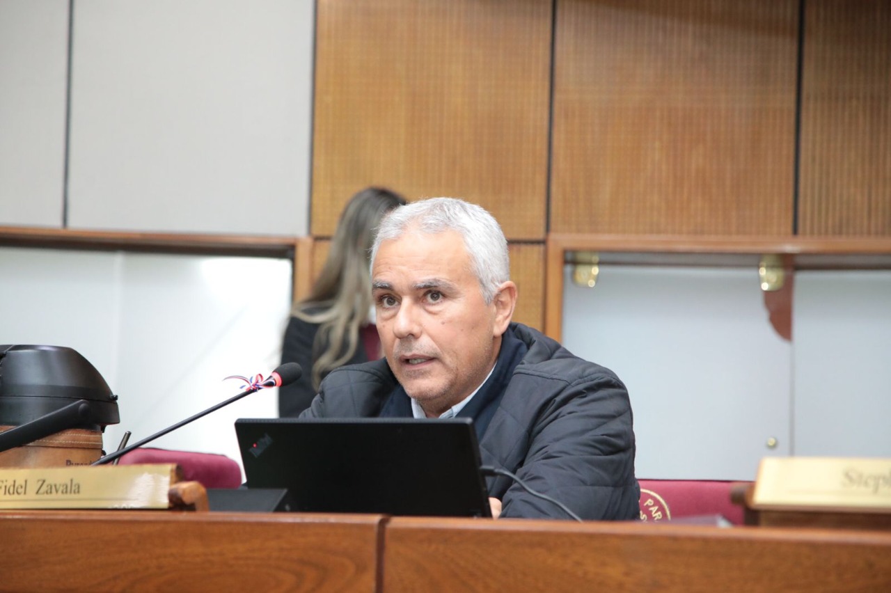 Senado tratará proyecto de ley para reforma policial el 30 de junio