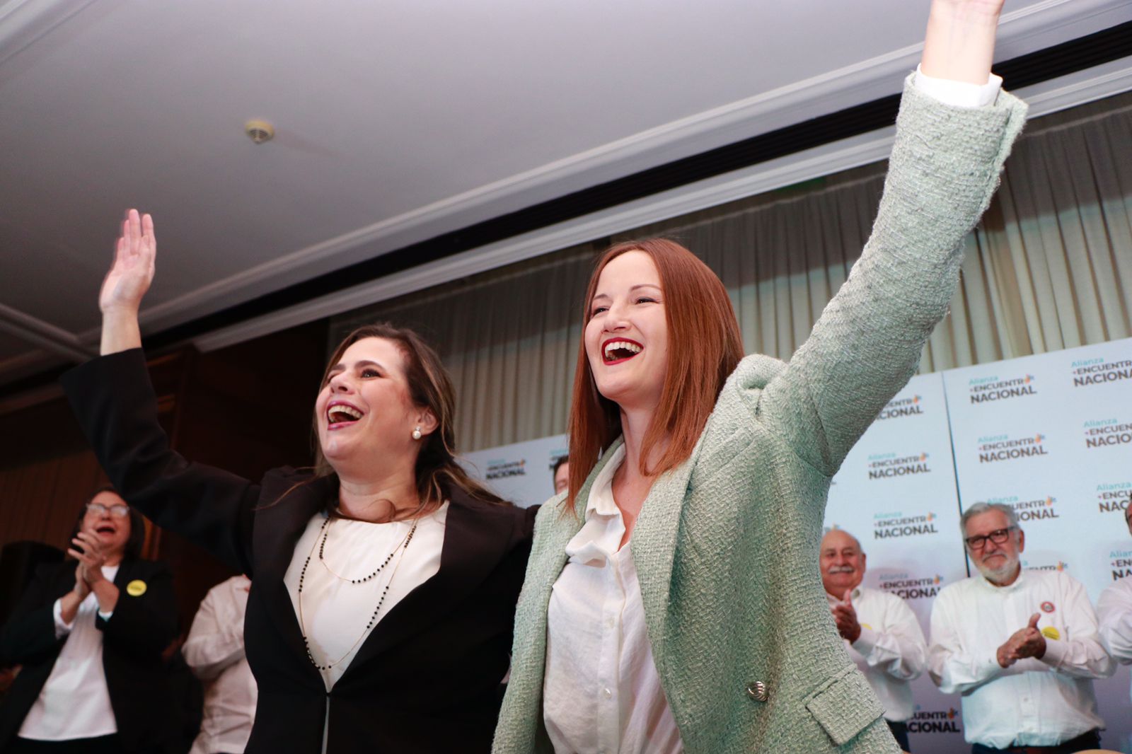 Kattya González se candidata al Senado y reafirma apoyo a Sole Núñez