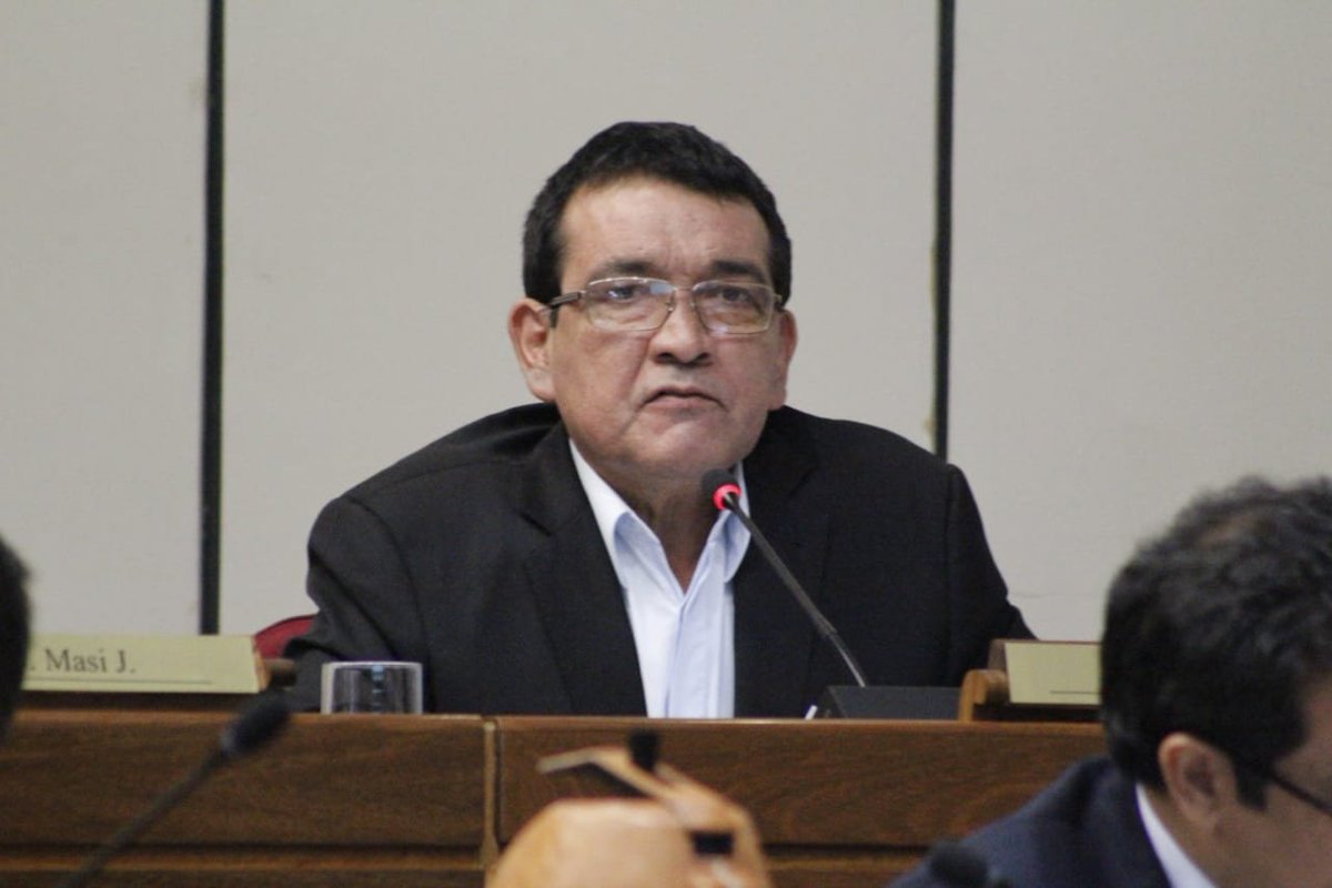 Senador de PDP, pide claridad a la fiscalía