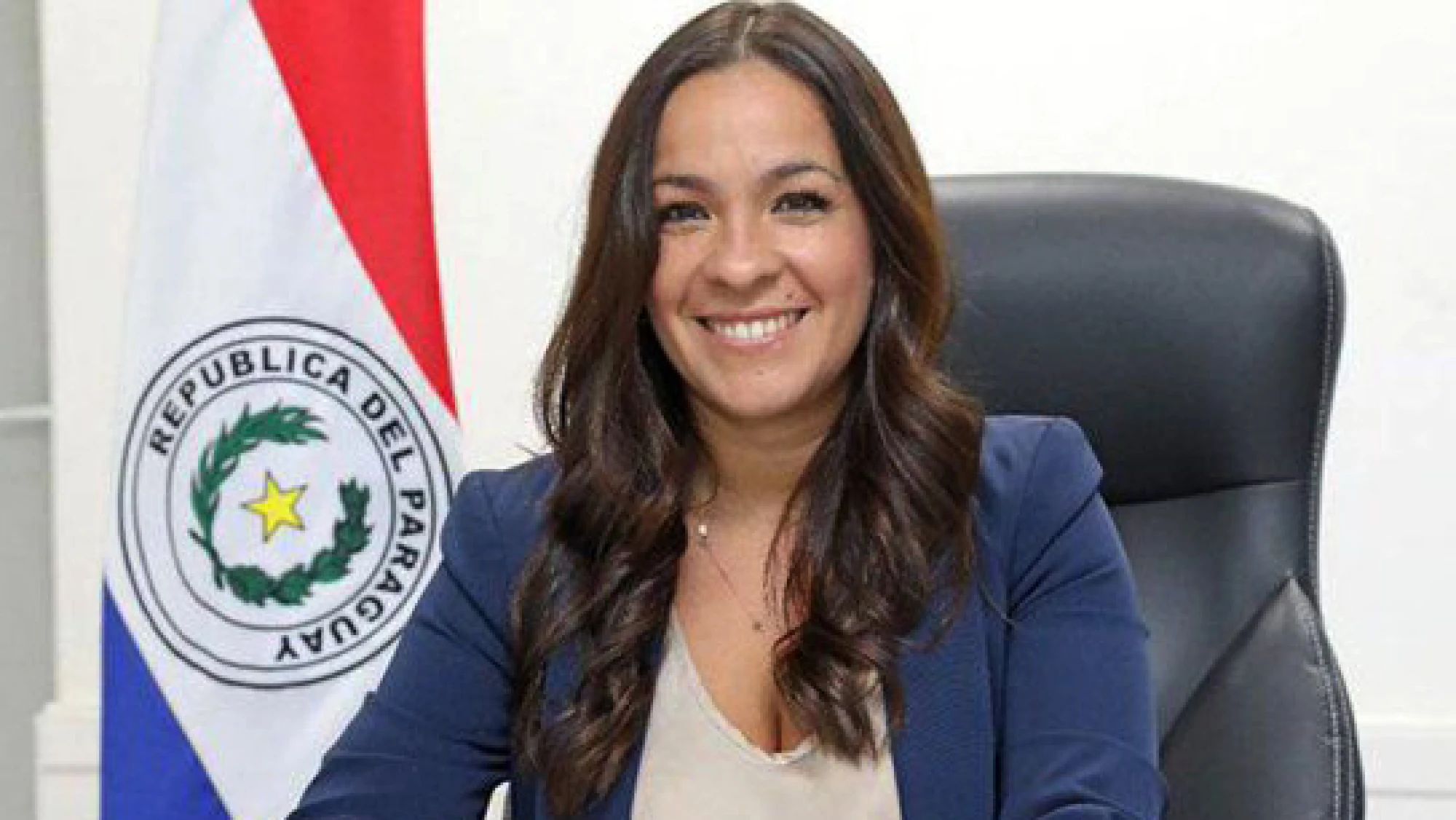 Viceministra afirma que hay lagunas en ley de nepotismo
