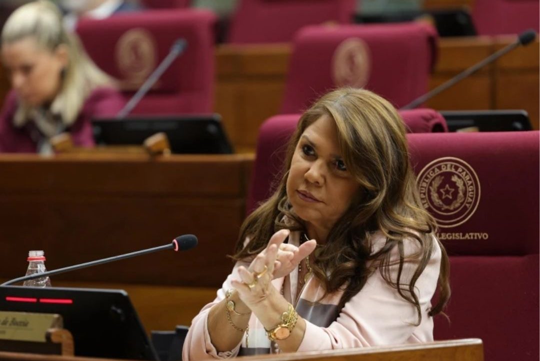Celeste Amarilla cuestiona a la oposición y ve difícil una alianza para 2028