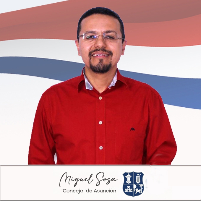 Cuestionan a concejal Miguel Sosa por promocionar becas que estudiantes consideran “sin validez”