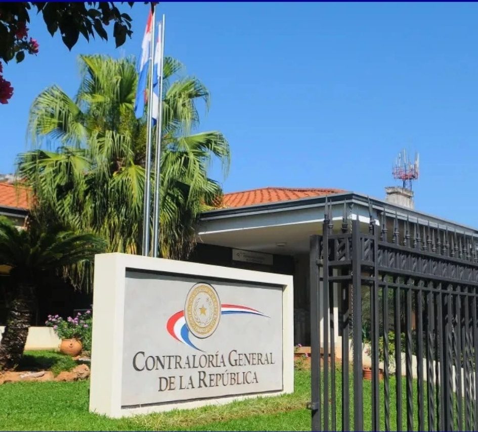 Exdirector de cárcel apartado tras requisa de una “bodega” busca ser contralor generalral