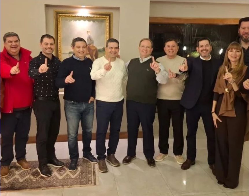 Camilo Pérez consolida alianza con la disidencia colorada de cara a las municipales en Asunción