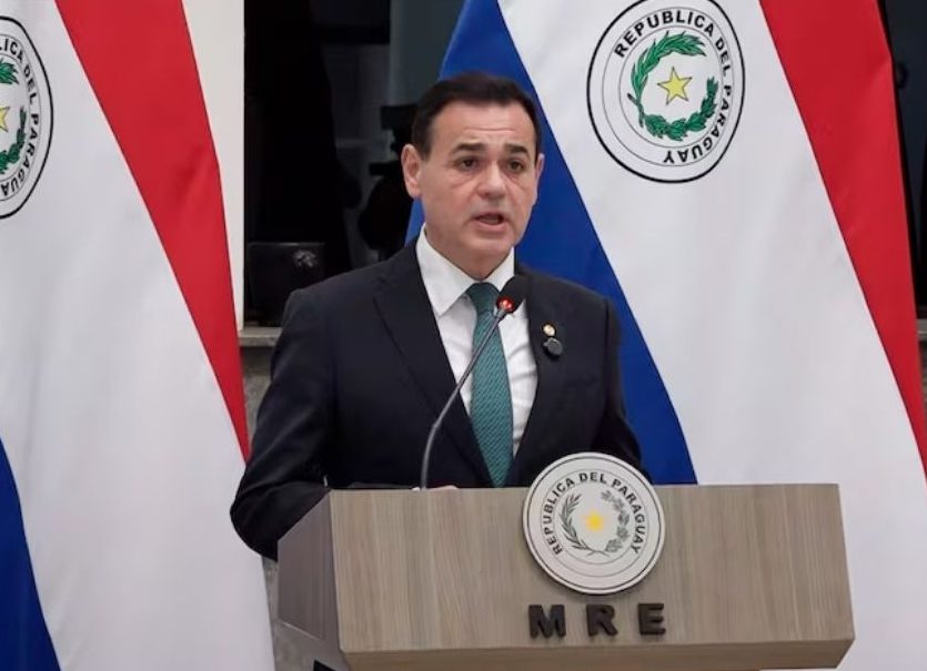 Dani Centurión apunta contra el “timorato y almidonado” canciller en medio de rumores sobre su pase a HC