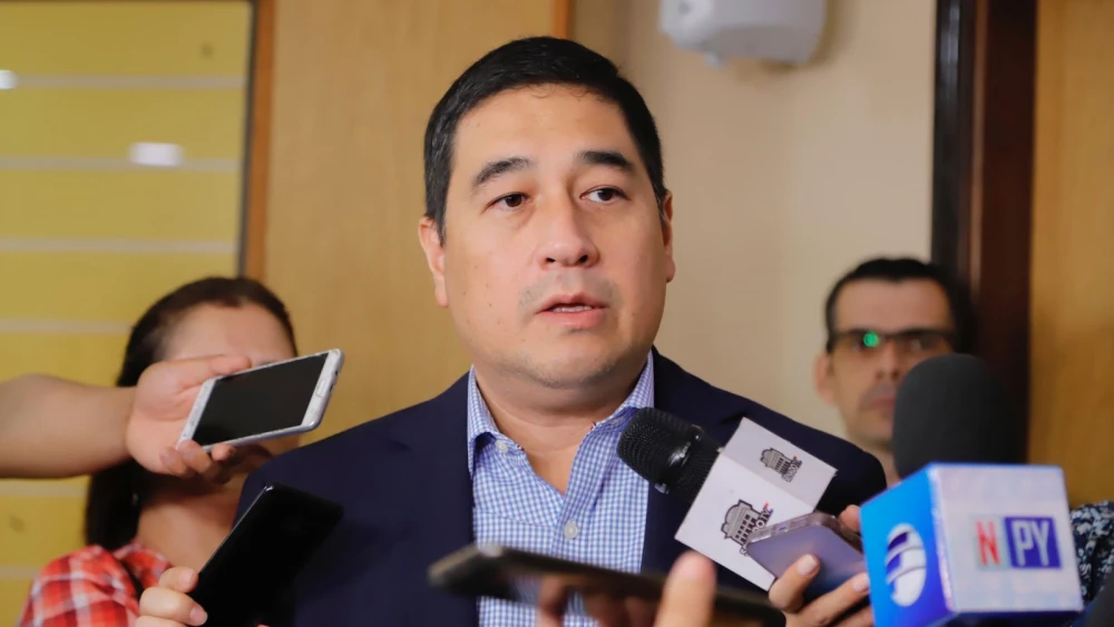 Nakayama exige regularización de tierras en la colonia Zapattini Cué