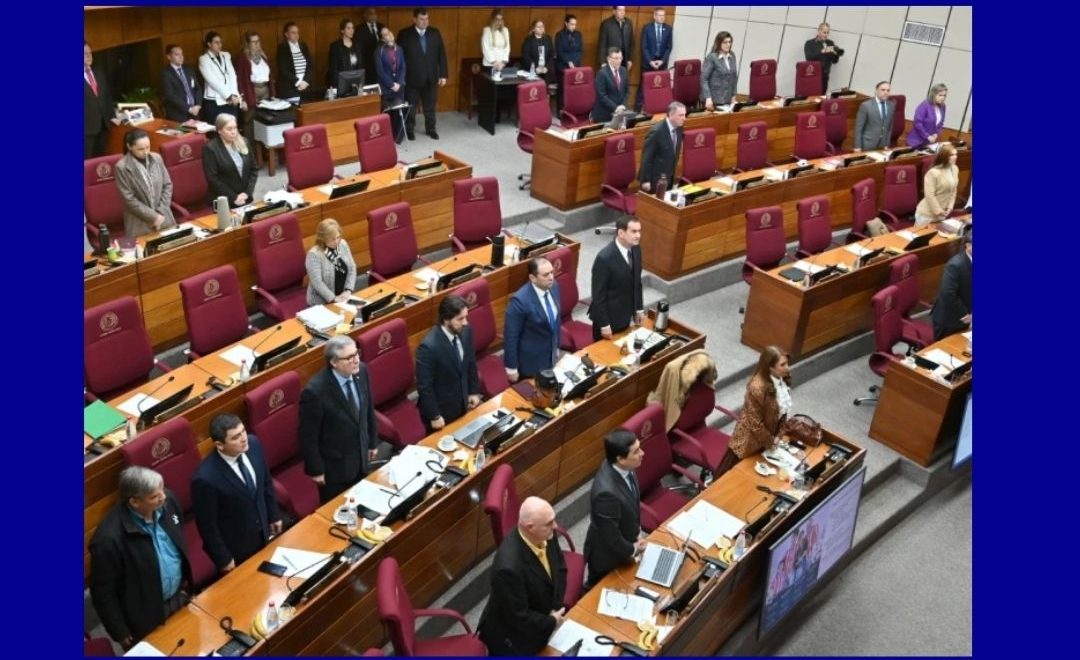 Proyecto de universidad en Coronel Oviedo desata fuerte cruce entre Buzarquis y Blanca Ovelar