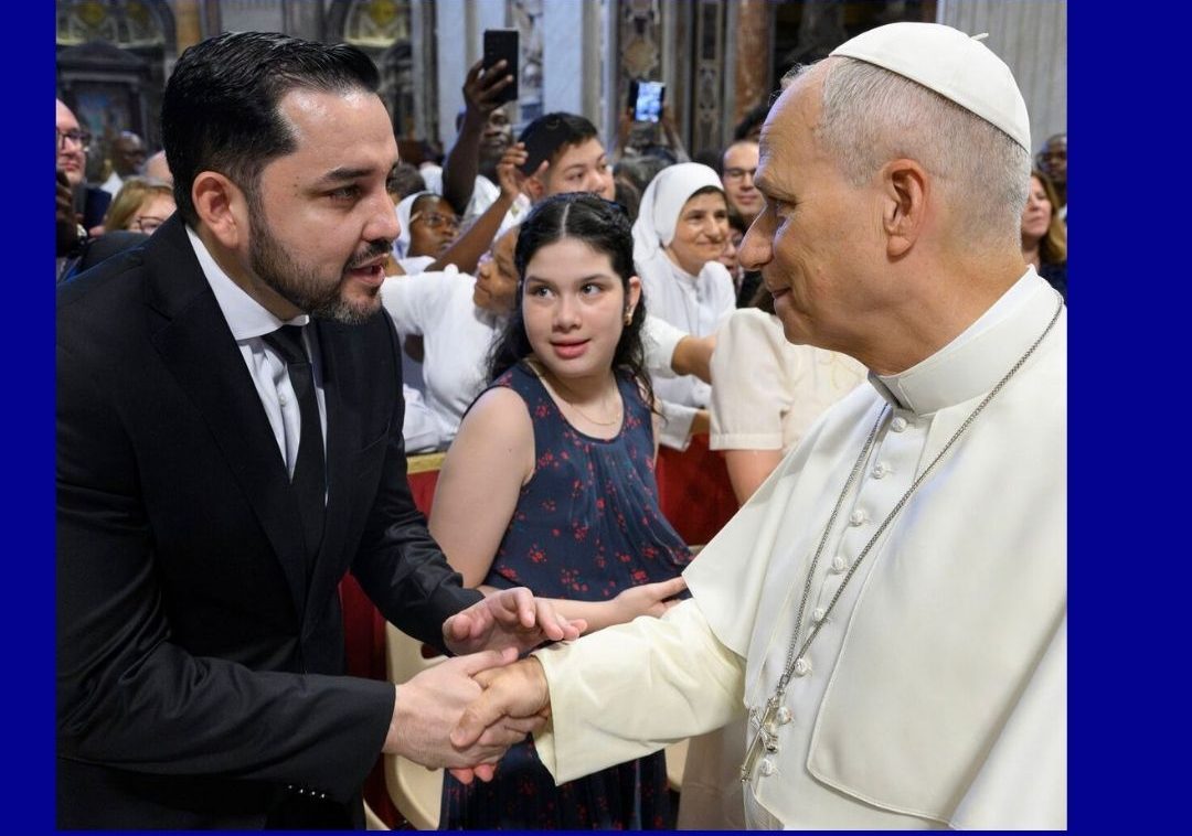 Papa León XIV bendijo a Asunción durante encuentro con el intendente Luis Bello